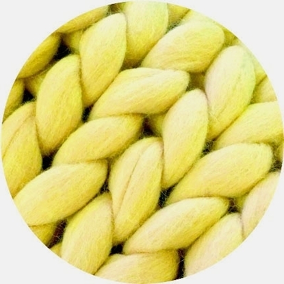 картинка пряжа для толстого пледа из мериноса, цвет: желтый купить в Москве