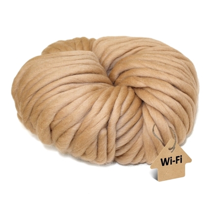 картинка шапка из толстой пряжи спицами, как связать шапку из мериноса,  пряжа в наличии цвет: песочный